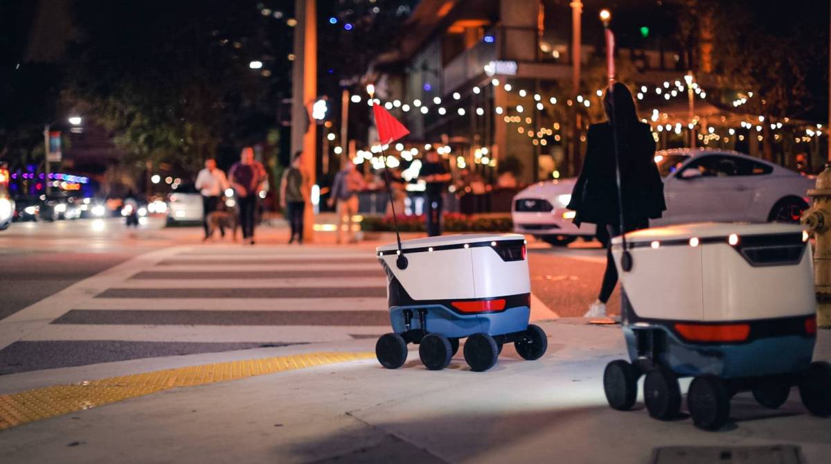 Grubhub, Yandex SDG deploy robot delivery at Ohio State - CampusIDNews